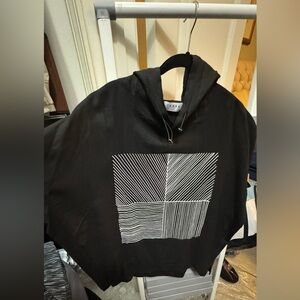 Terra pullover short sleeve hoodie